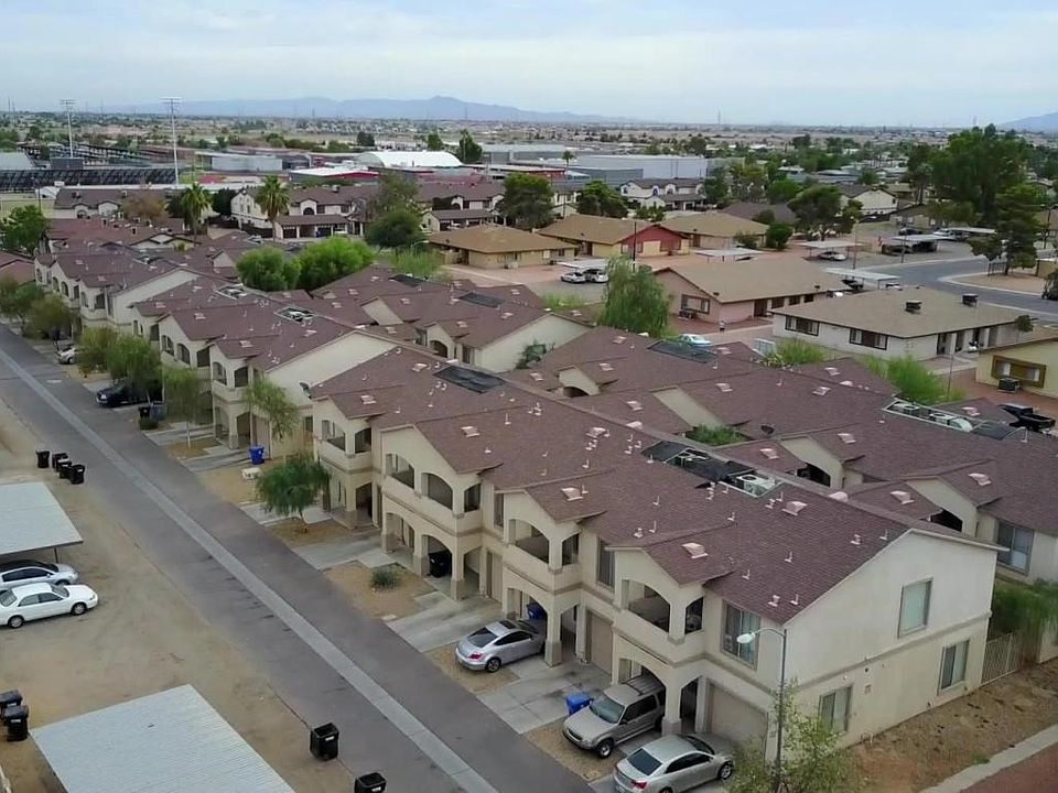 Casa Lomas Townhomes