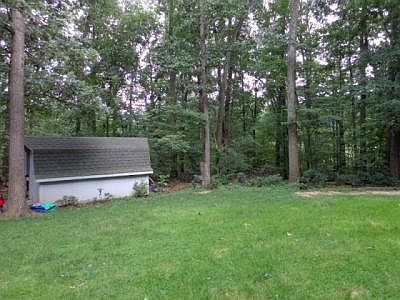 5th image of 9122 Fox Hill Dr