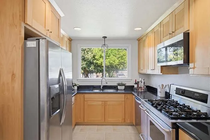 151 Verbena Dr — Photo 4