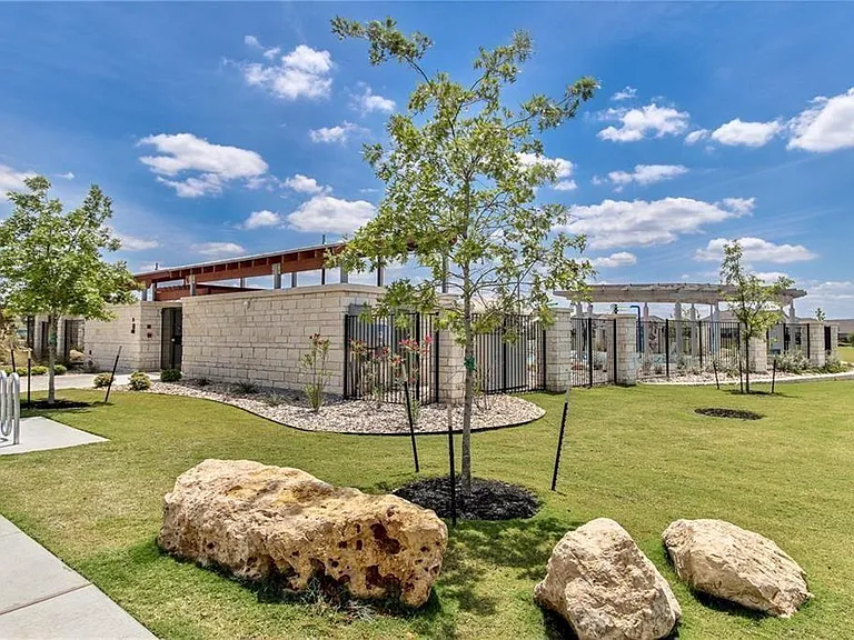 1015 Vista View Dr #901 — Photo 14