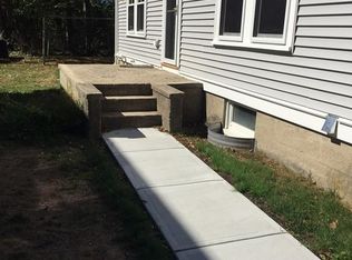 5 Pickering St, Woburn, MA 01801