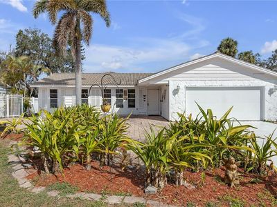 8002 Lake Dr, Palmetto, FL, 34221