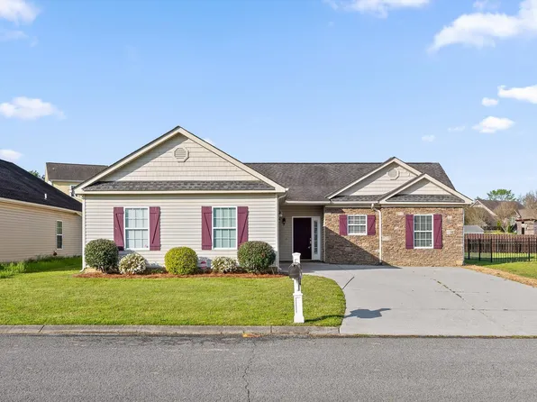8236 Bluegill Cir, Ooltewah, TN 37363