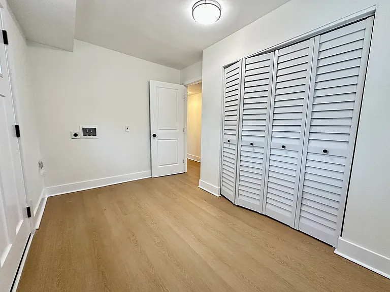 1783 Westwood Ave SW — Photo 12