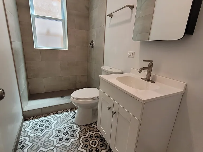 4739 N Albany Ave #1 — Photo 8