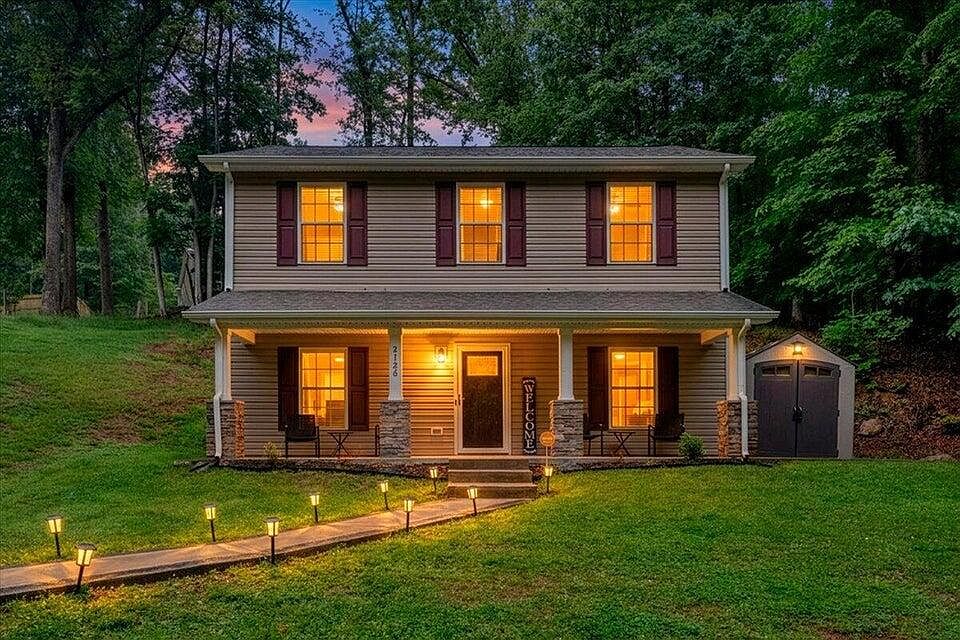 1st image of 2126 Brookside Ln SE