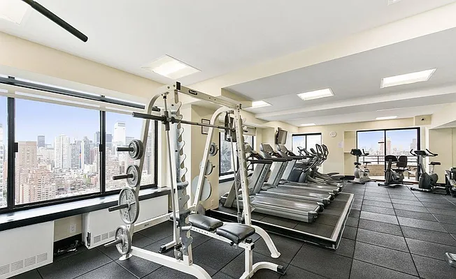 Rented by William Raveis Real Estate | media 27