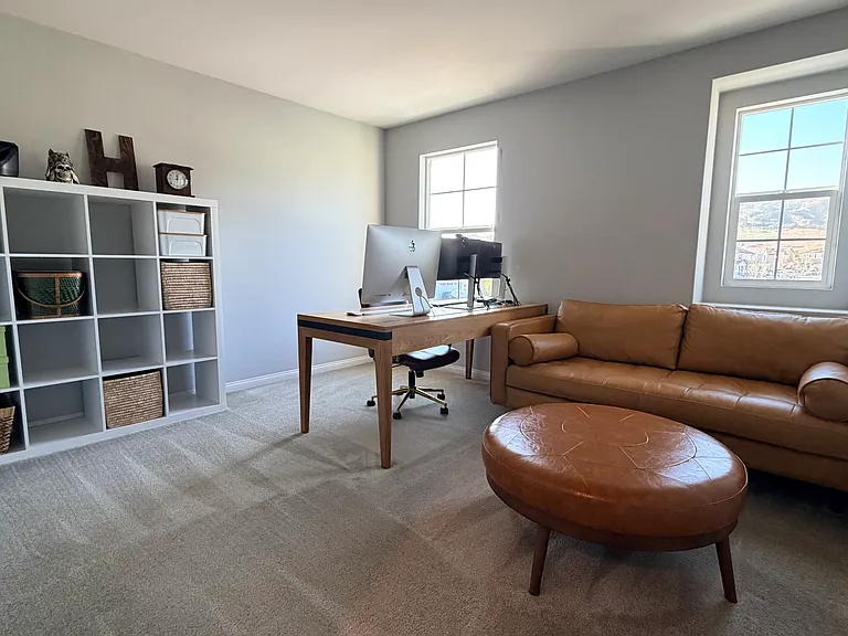 385 Eureka Dr — Photo 20