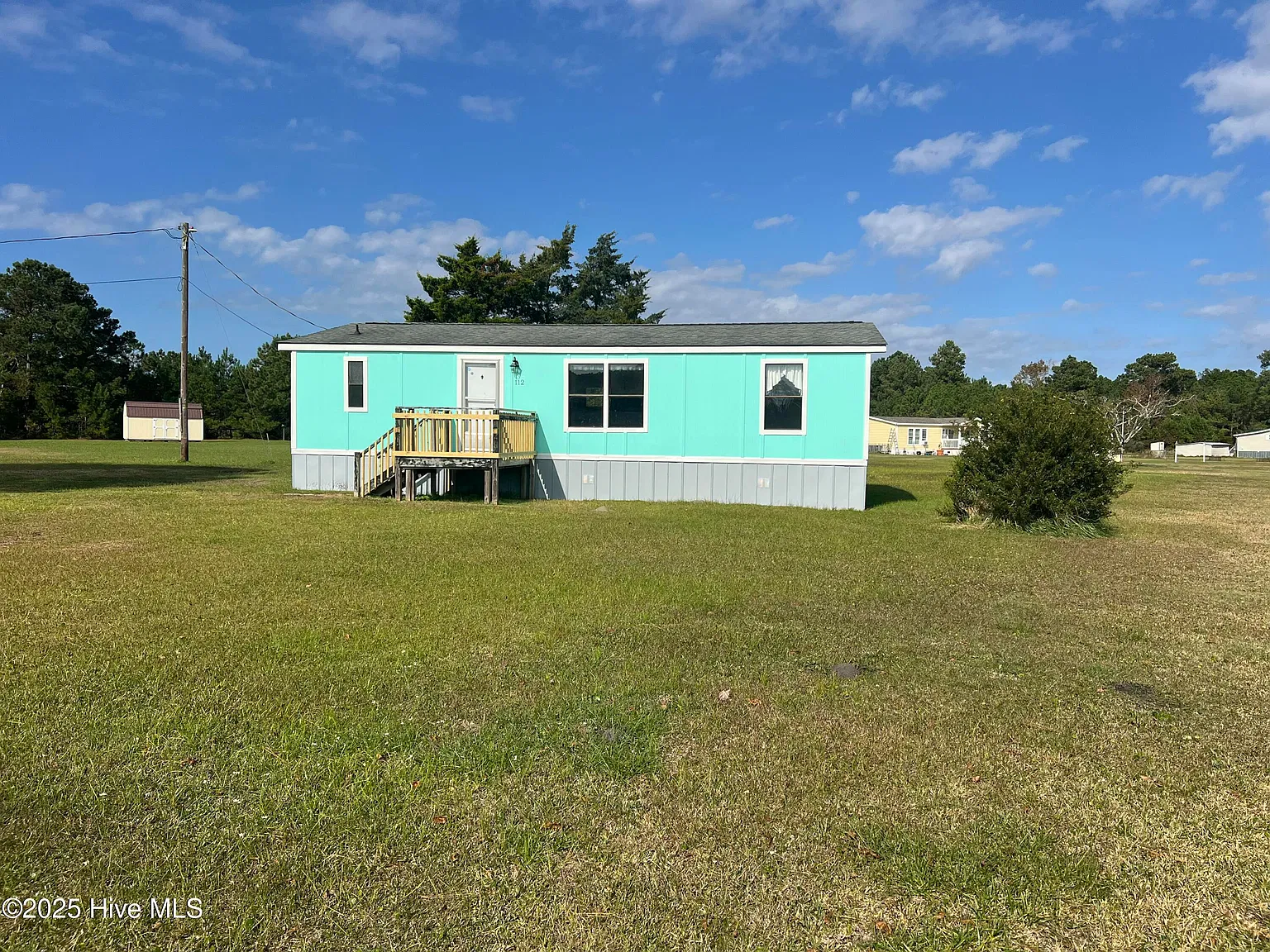 3 bed, 2.0 bath, 930 sqft, $1,400 — Photo 2