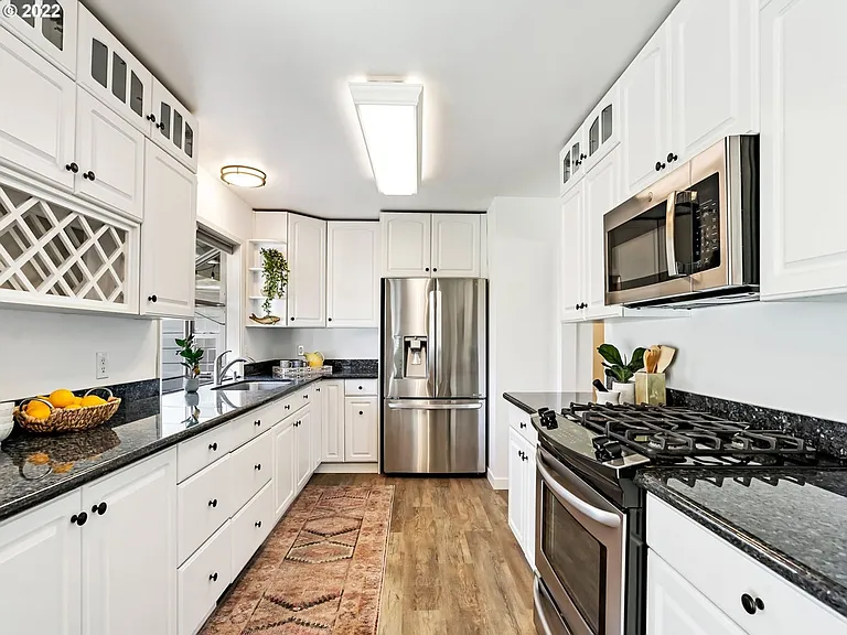 13112 SW 62nd Ave — Photo 3