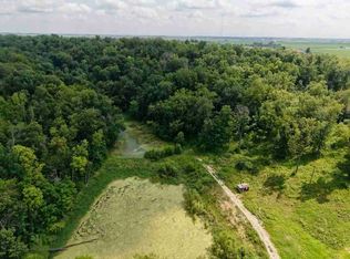 Sunshine St SW, Cedar Rapids, IA 52404