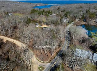 419 Lamberts Cove Rd, West Tisbury, MA 02575