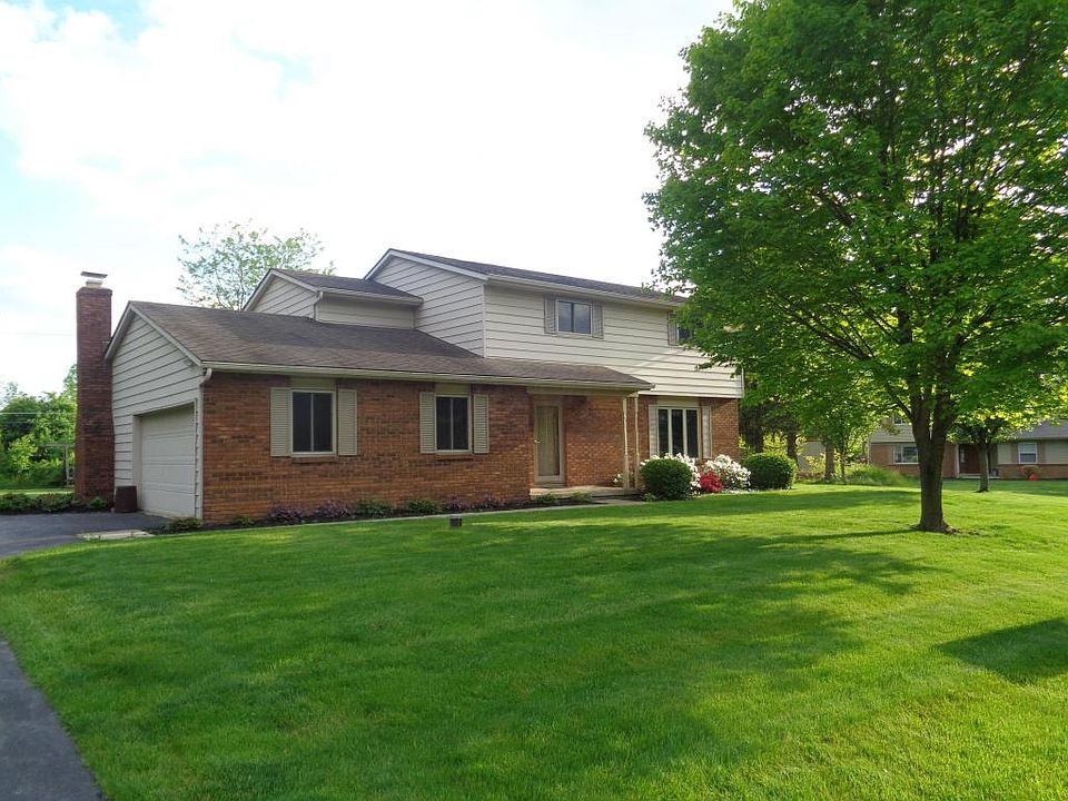 1st image of 271 Windsor Dr