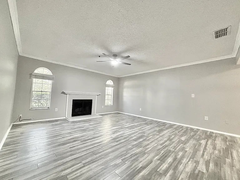 11810 Skylake Pl — Photo 3