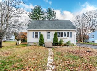 43 Old King St, Enfield, CT 06082