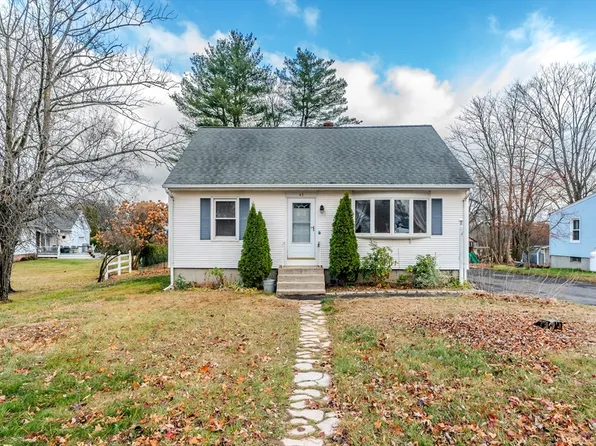 43 Old King St, Enfield, CT 06082