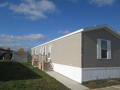 5th image of 20532 Evanston Dr