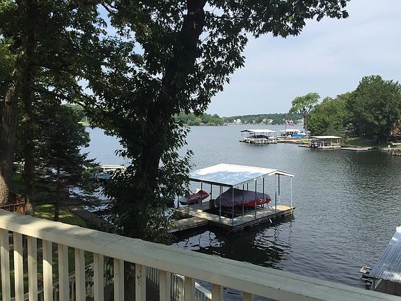 3rd image of 55 Lake Shore Dr #Z
