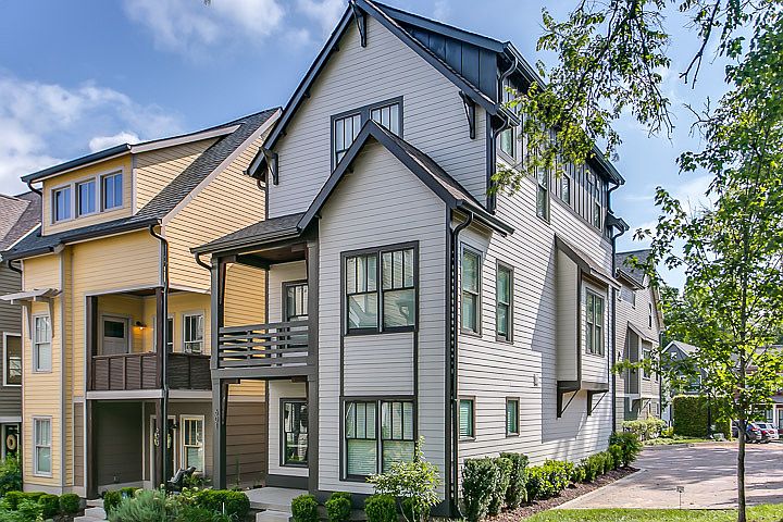 1st image of 601 Centerpoint Ln