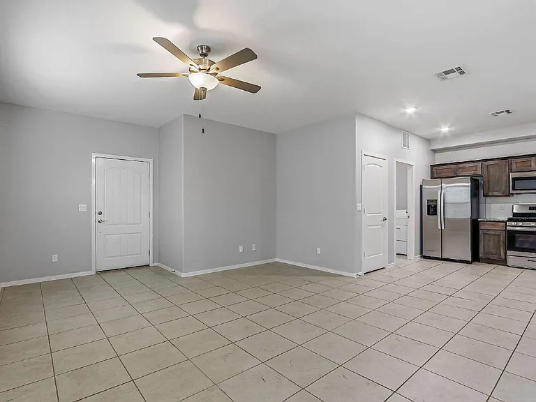 11500 Summer Dr #B — Photo 12