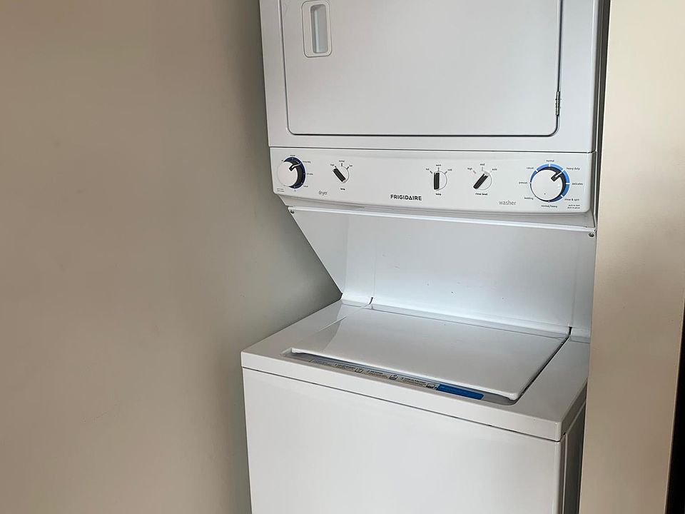 1st image of 96 Washington St W #2