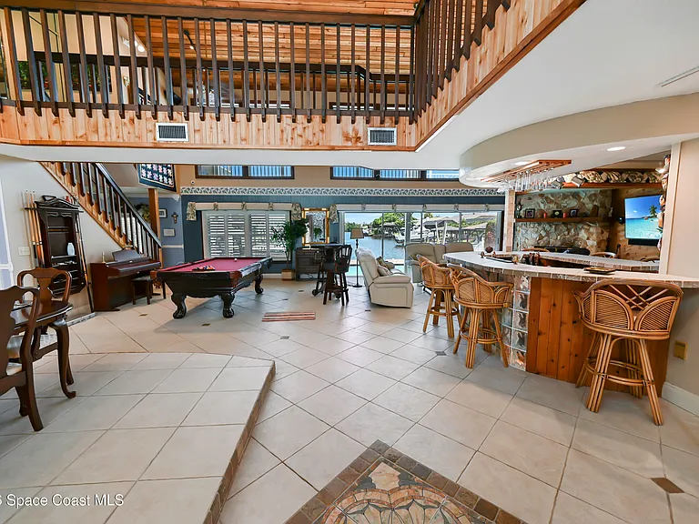 2230 Sykes Creek Dr — Photo 24