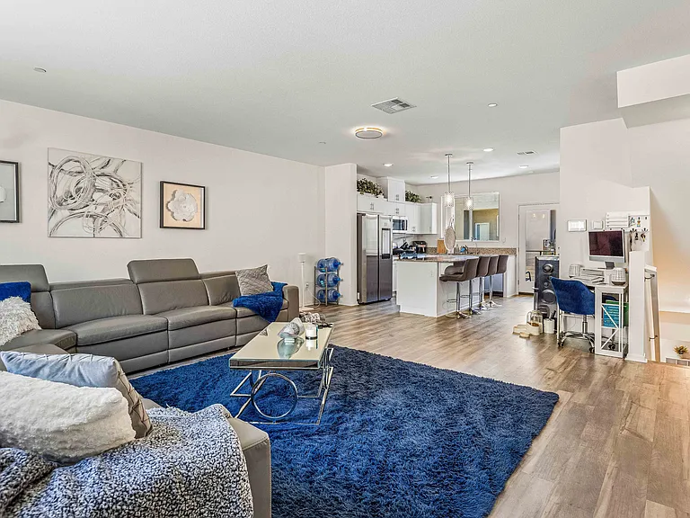 5224 Beachfront Cove St — Photo 9