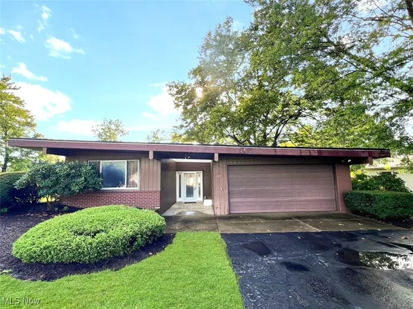 478 River St, Madison, OH 44057