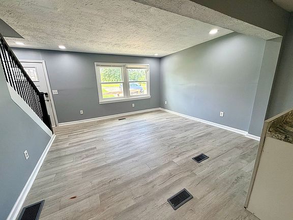 4th image of 938 Mule Shed Ln #Z2