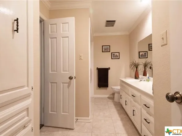 1710 Old Mill Rd Unit 17, Salado, TX 76571