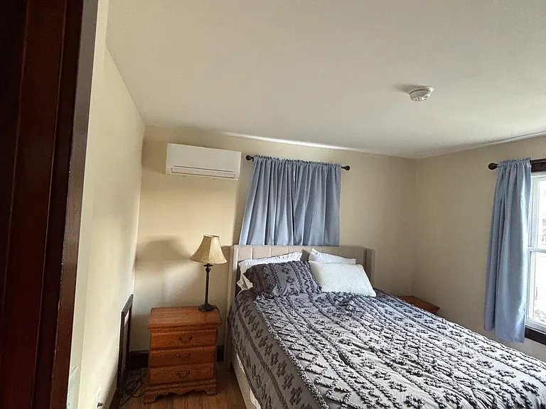 108 Pearl St — Photo 35