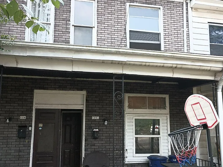 126 Charles St — Photo 18