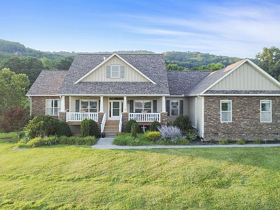 2nd image of 1109 Legacy Bay Dr