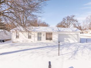 2401 Brookfield Ln, O'Fallon, MO 63368