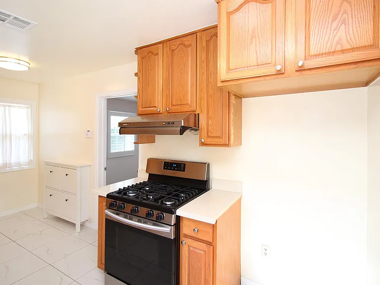 10667 Hallwood Dr — Photo 9