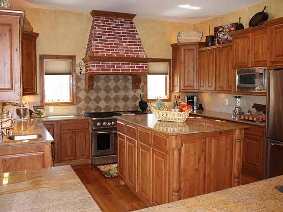 3rd image of 15247 SW 130th St