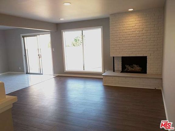4th image of 1326 W 127th St