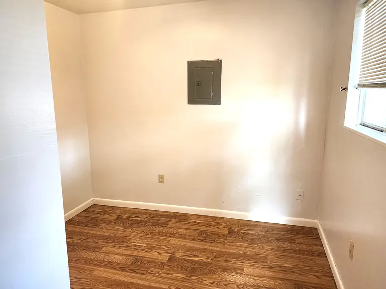 3884 N West River Rd — Photo 10