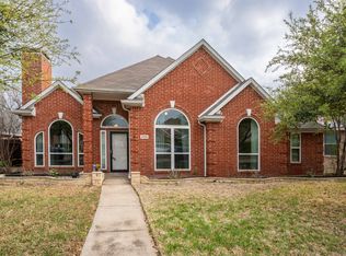 2206 Heather Ridge Ln, Garland, TX 75040