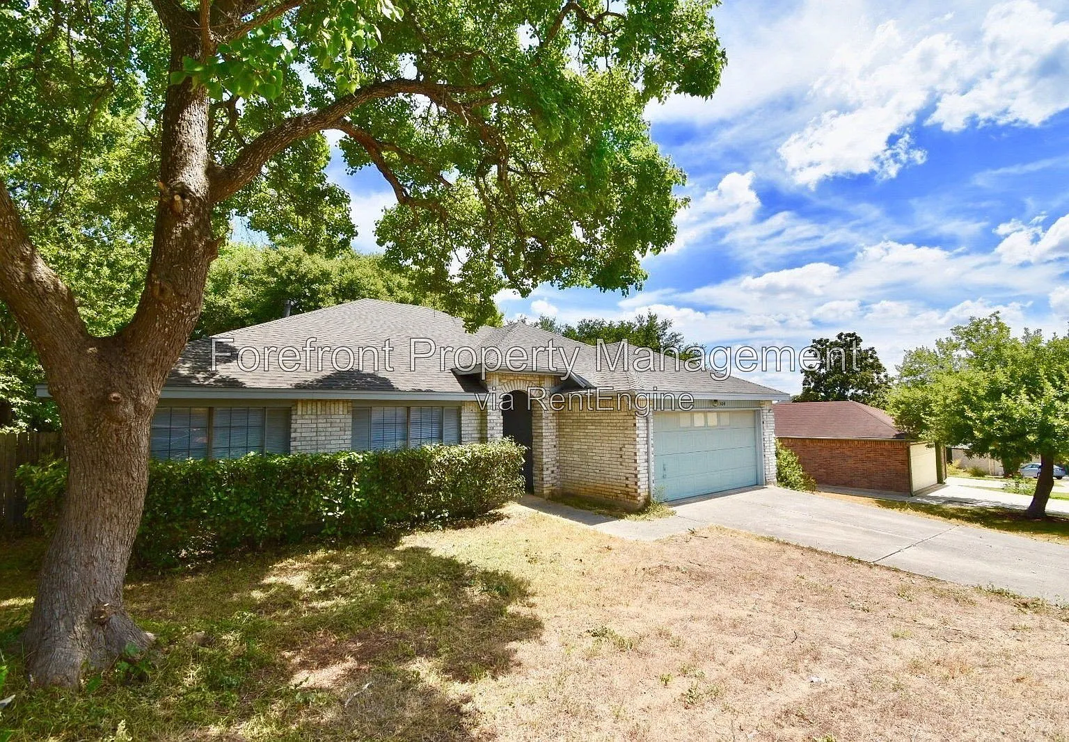 4 bed, 2.0 bath, 2029 sqft, $1,525 — Photo 3