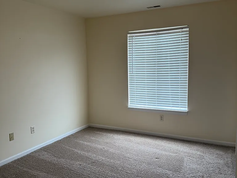 43234 Fountain Dr #0 — Photo 9