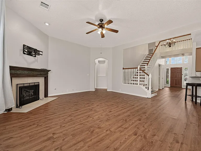 11218 Timbertree Ln — Photo 12
