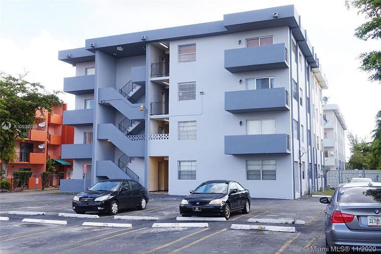 1st image of 495 NW 72nd Ave APT 209
