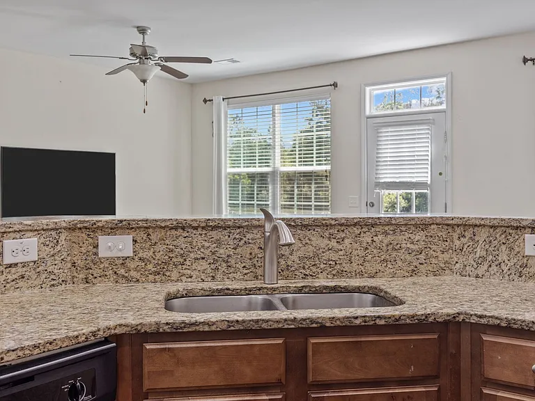 8988 Cat Tail Pond Rd — Photo 10