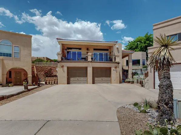 5427 La Colonia Dr NW, Albuquerque, NM 87120