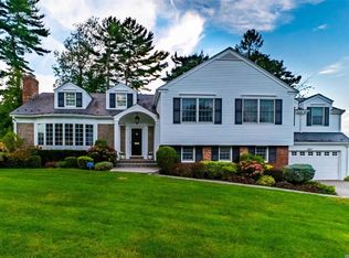 172 Whistler Rd, Manhasset, NY 11030