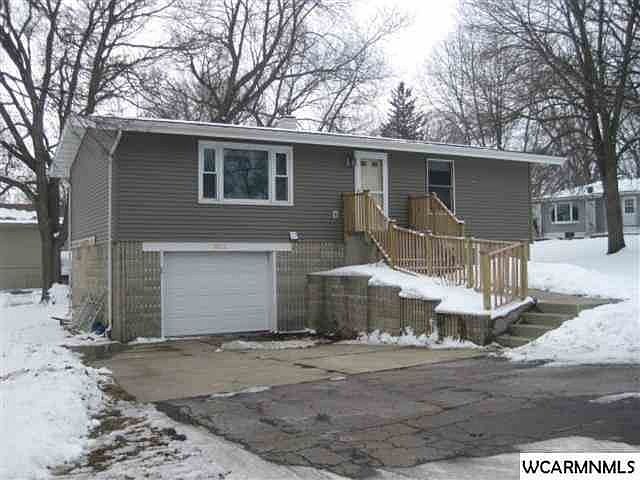 1st image of 1032 Shoreacres Dr