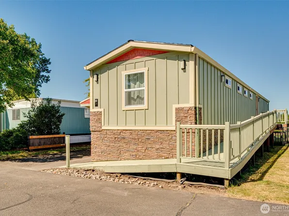39100 NW Pacific Highway NW #36, Woodland, WA 98674