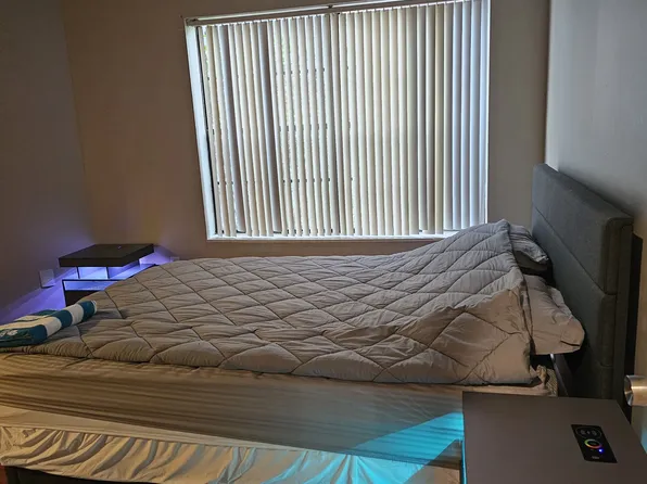 3828 Southpointe Dr, Orlando, FL