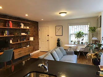 Rented by R New York